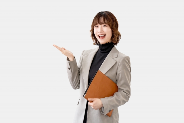 ホームページ制作費用の内訳を説明している